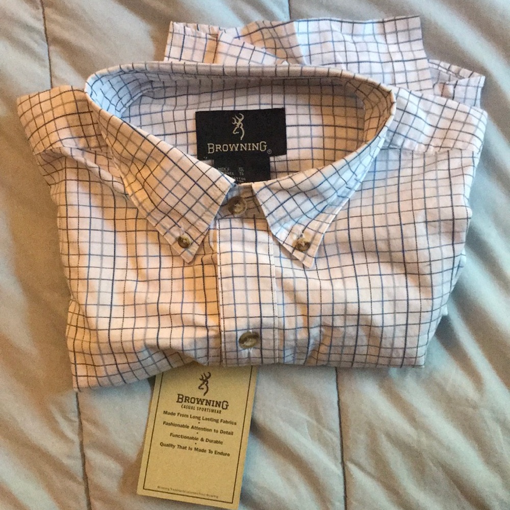 Men’s white and blue shirt